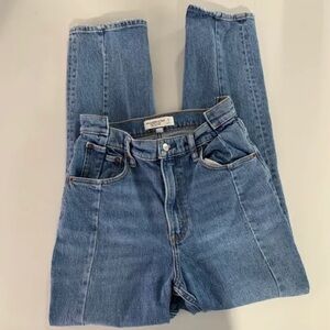 A&F 90s straight ultra high rise jeans